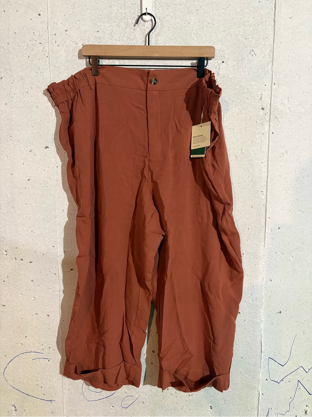 Halara High Waisted Capri Linen-Feel Resort Pants with Pockets | Size: 3X